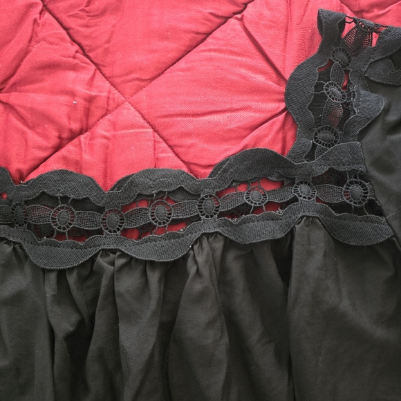 Top - Picture 2 of 4